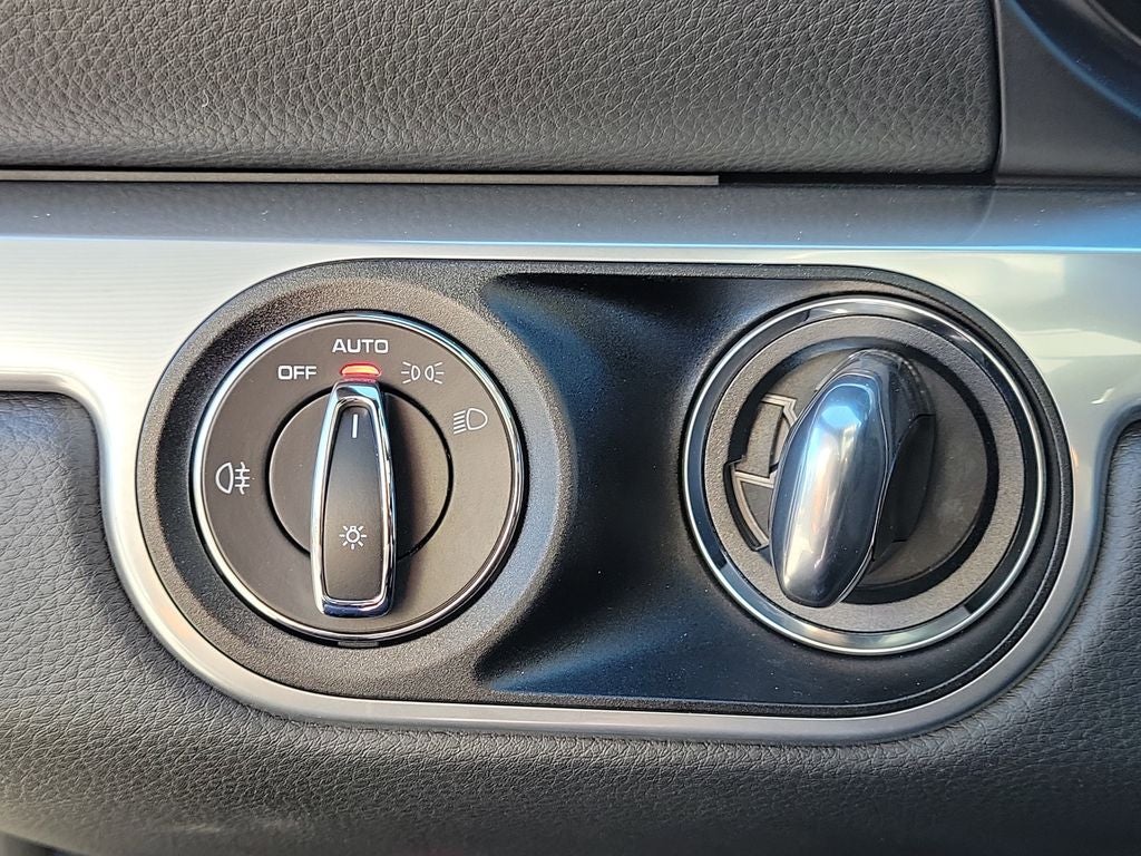 2018 Porsche 718 Cayman Base