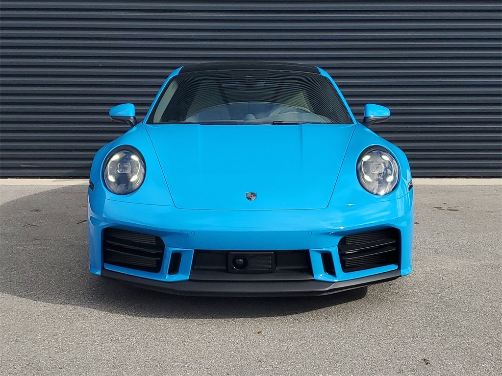 2025 Porsche 911 Carrera