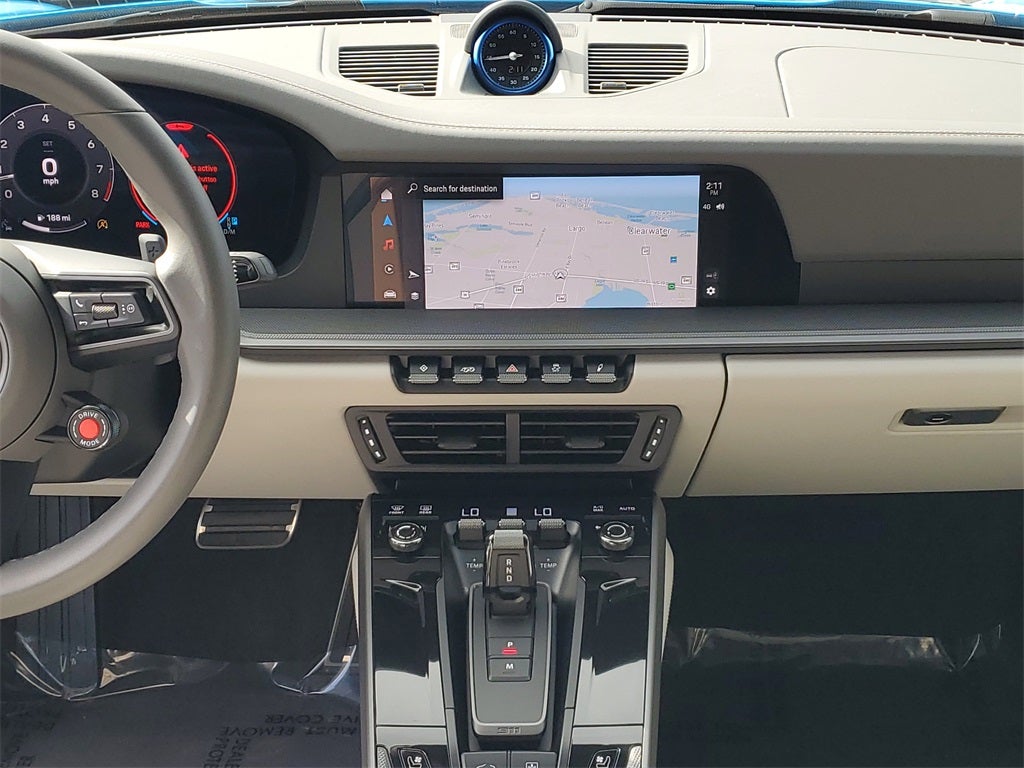 2025 Porsche 911 Carrera