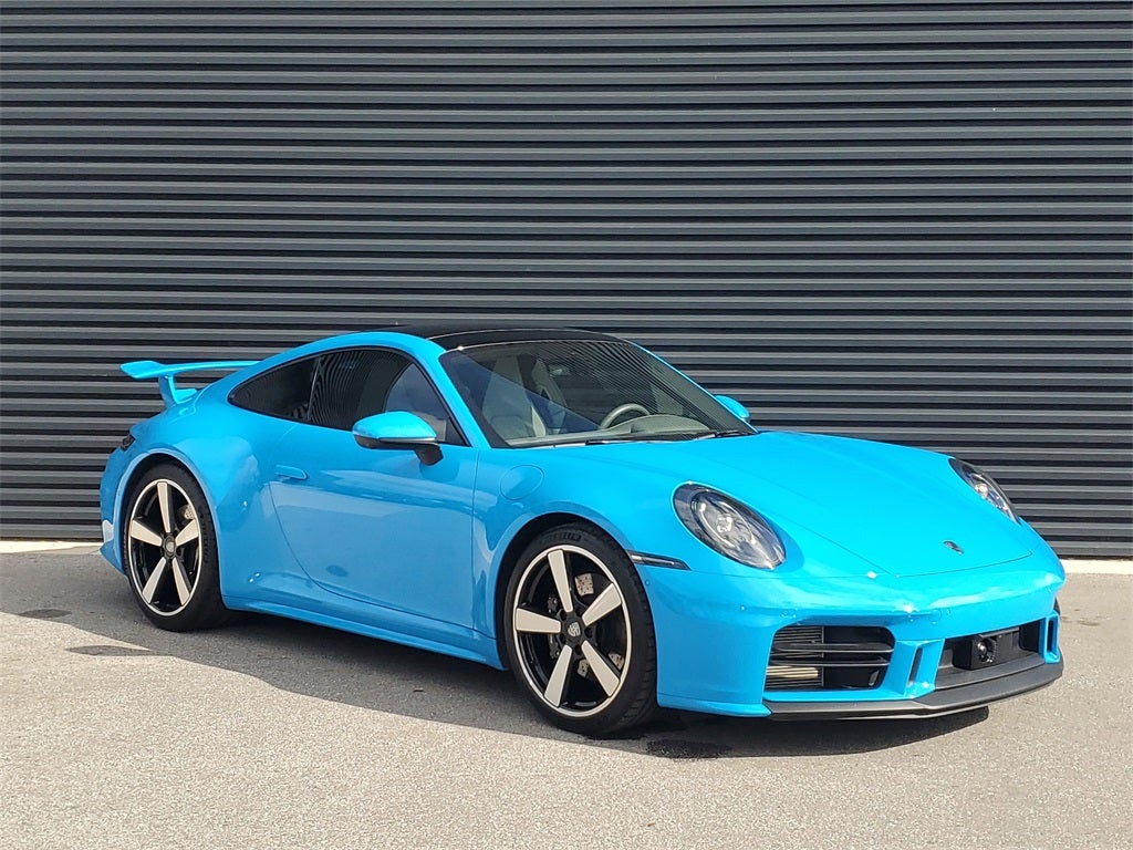 2025 Porsche 911 Carrera