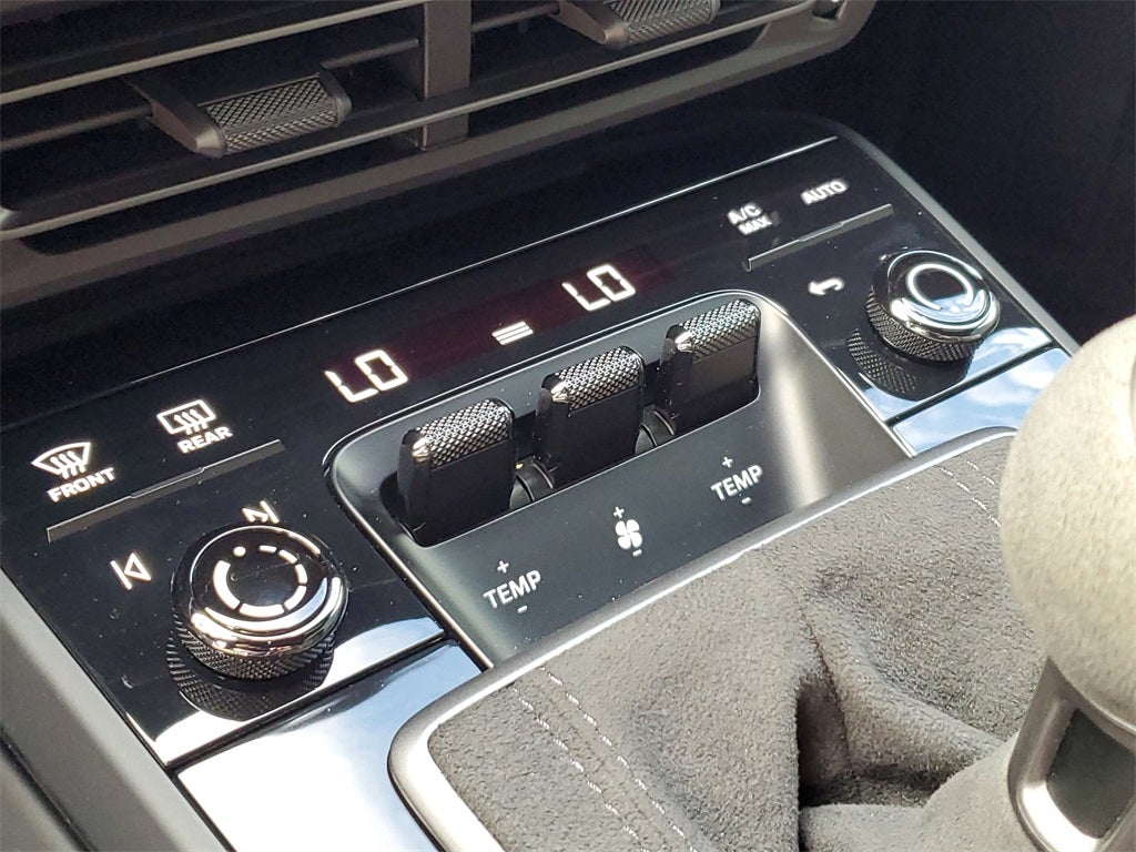 2023 Porsche 911 Carrera T