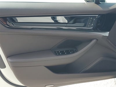 2026 Porsche Panamera Base