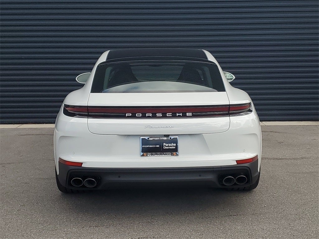 2026 Porsche Panamera Base