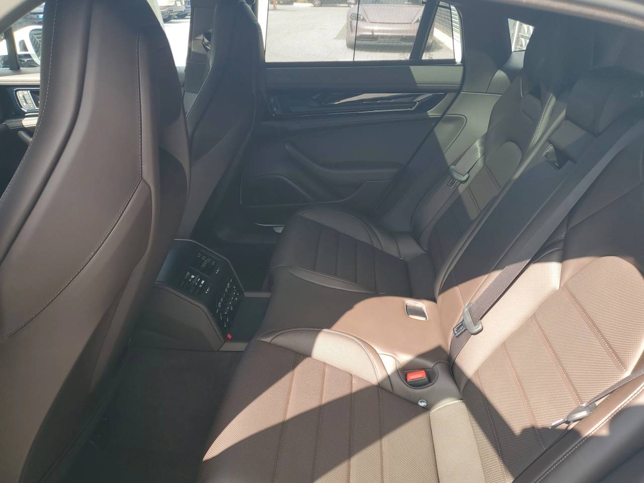 2026 Porsche Panamera Base