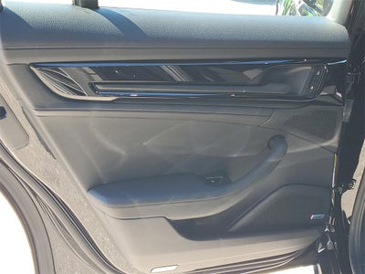 2026 Porsche Panamera Base