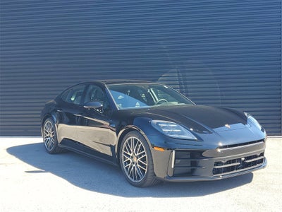 2026 Porsche Panamera Base