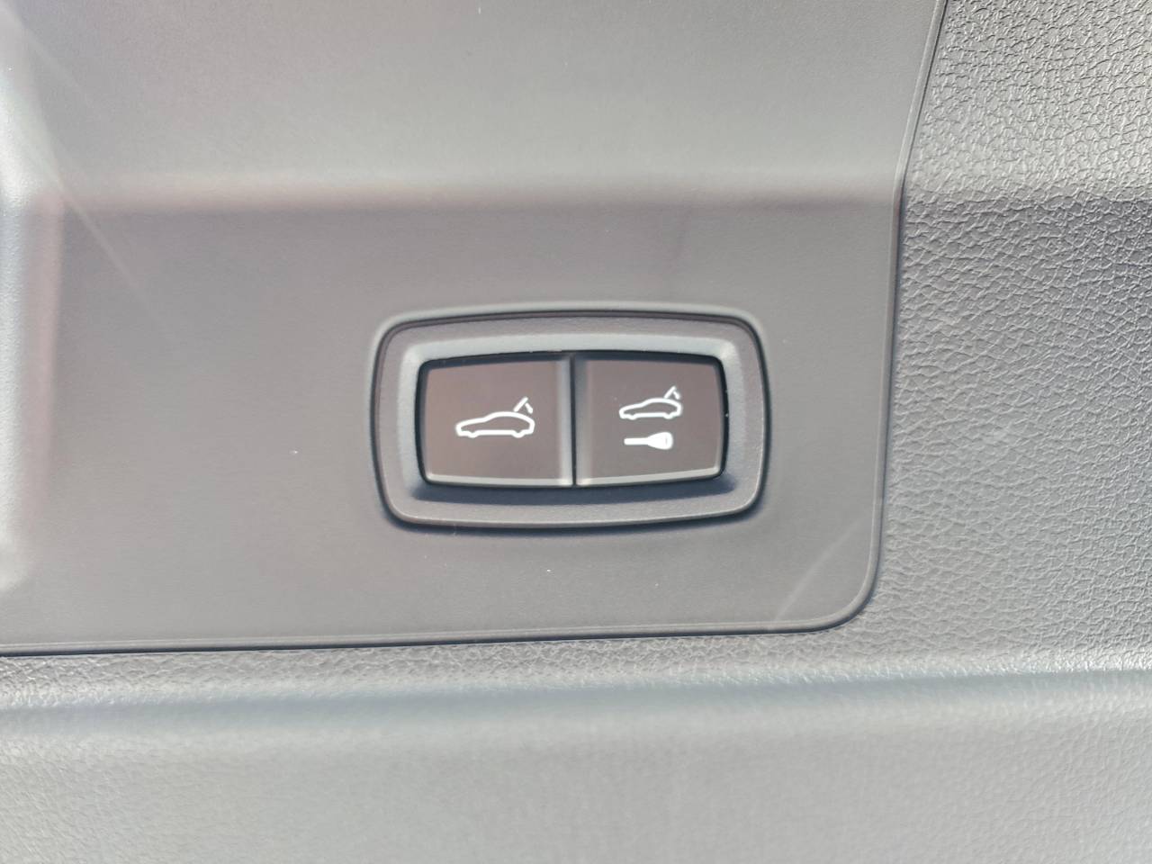 2026 Porsche Panamera Base