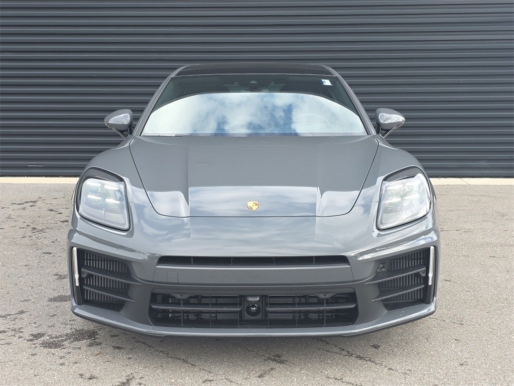 2026 Porsche Panamera Base