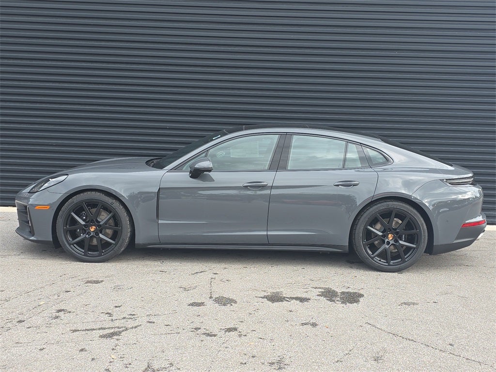 2026 Porsche Panamera Base