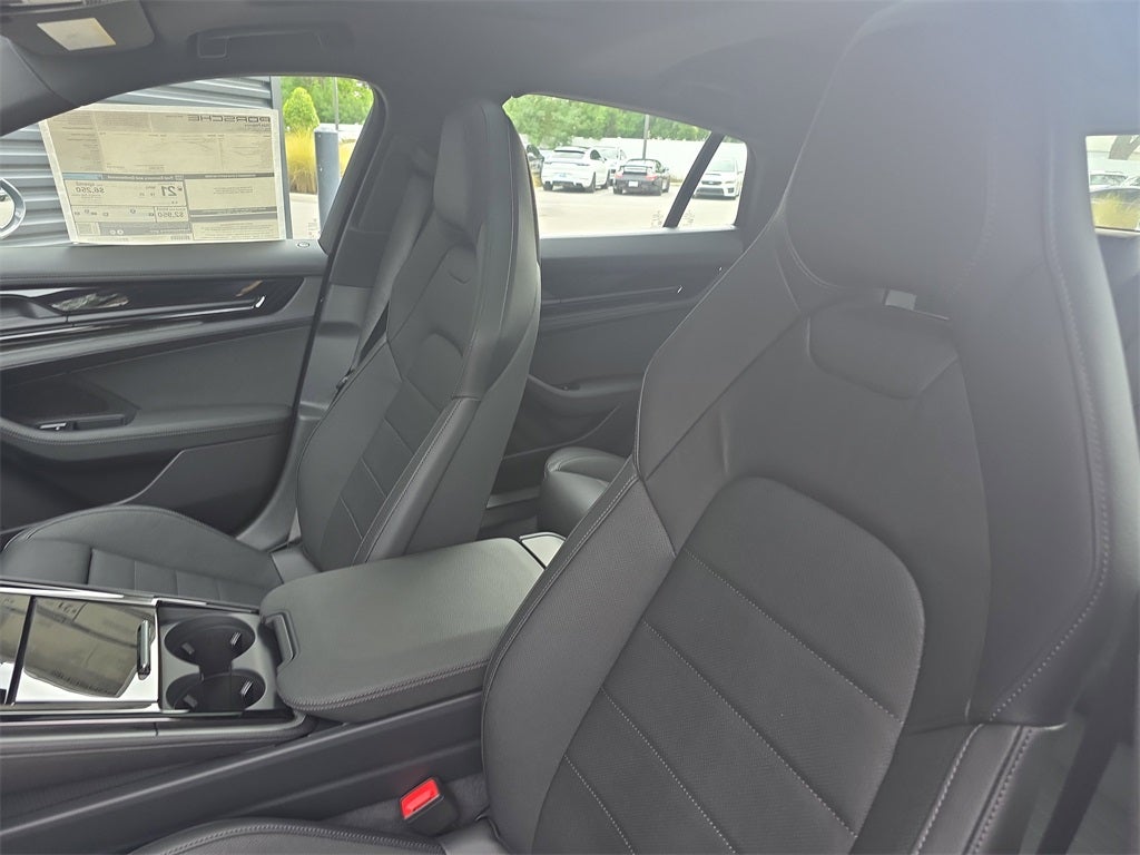 2026 Porsche Panamera Base