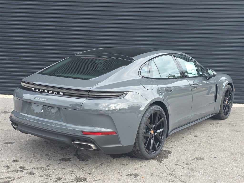 2026 Porsche Panamera Base