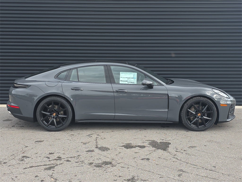 2026 Porsche Panamera Base