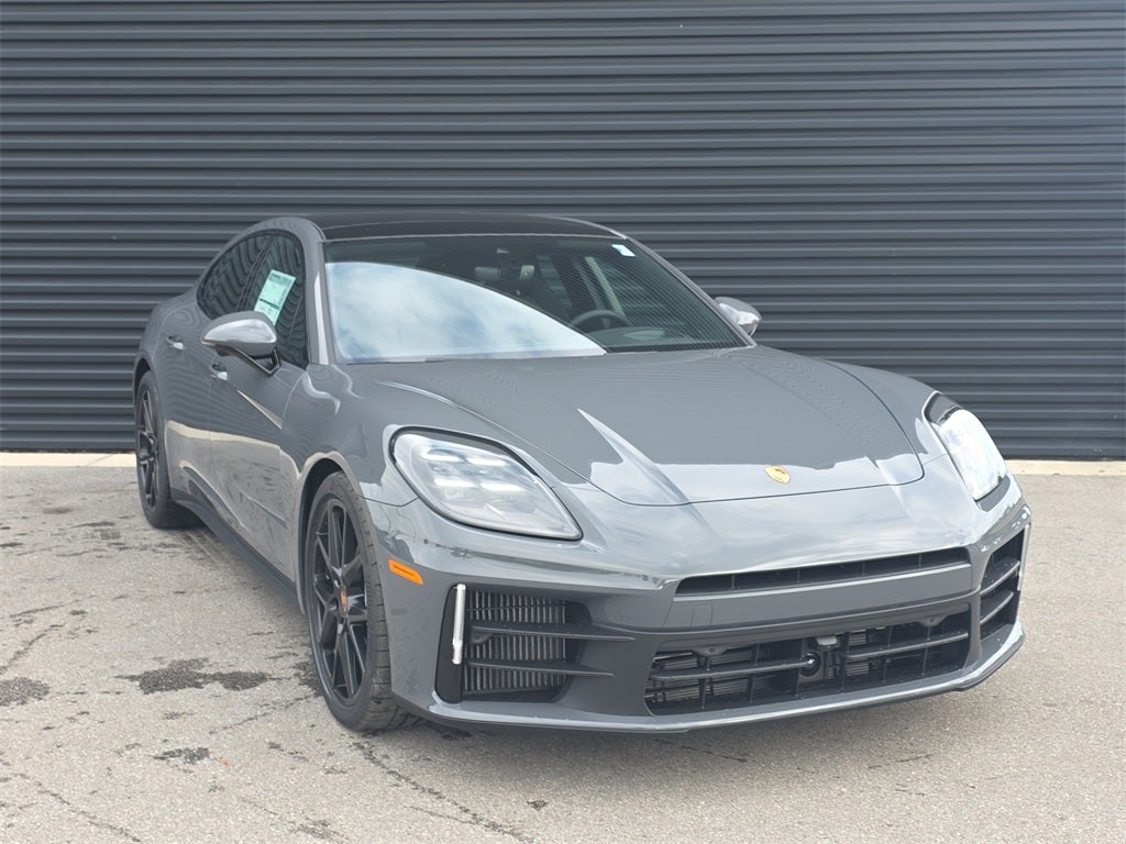 2026 Porsche Panamera Base