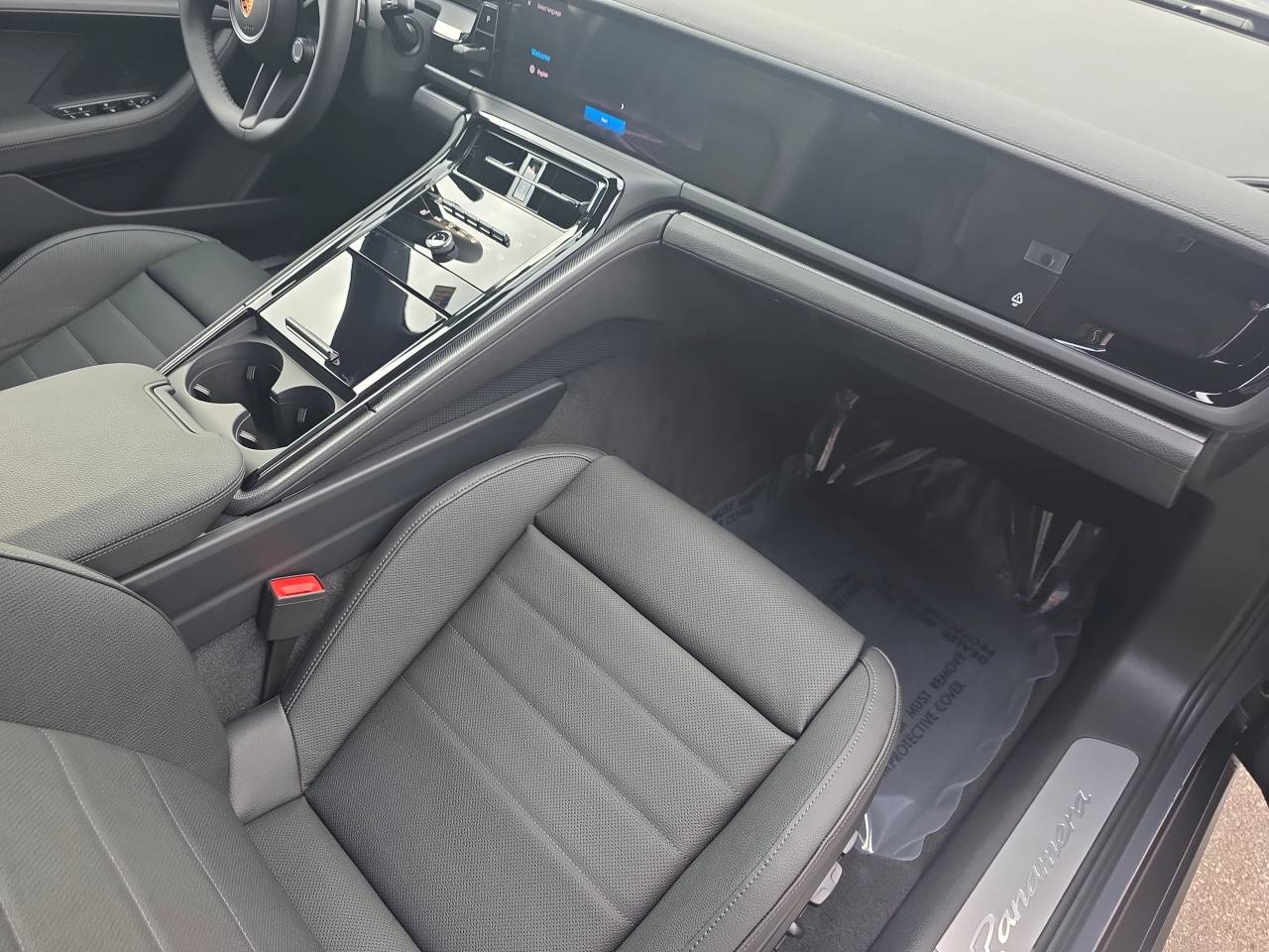 2026 Porsche Panamera Base