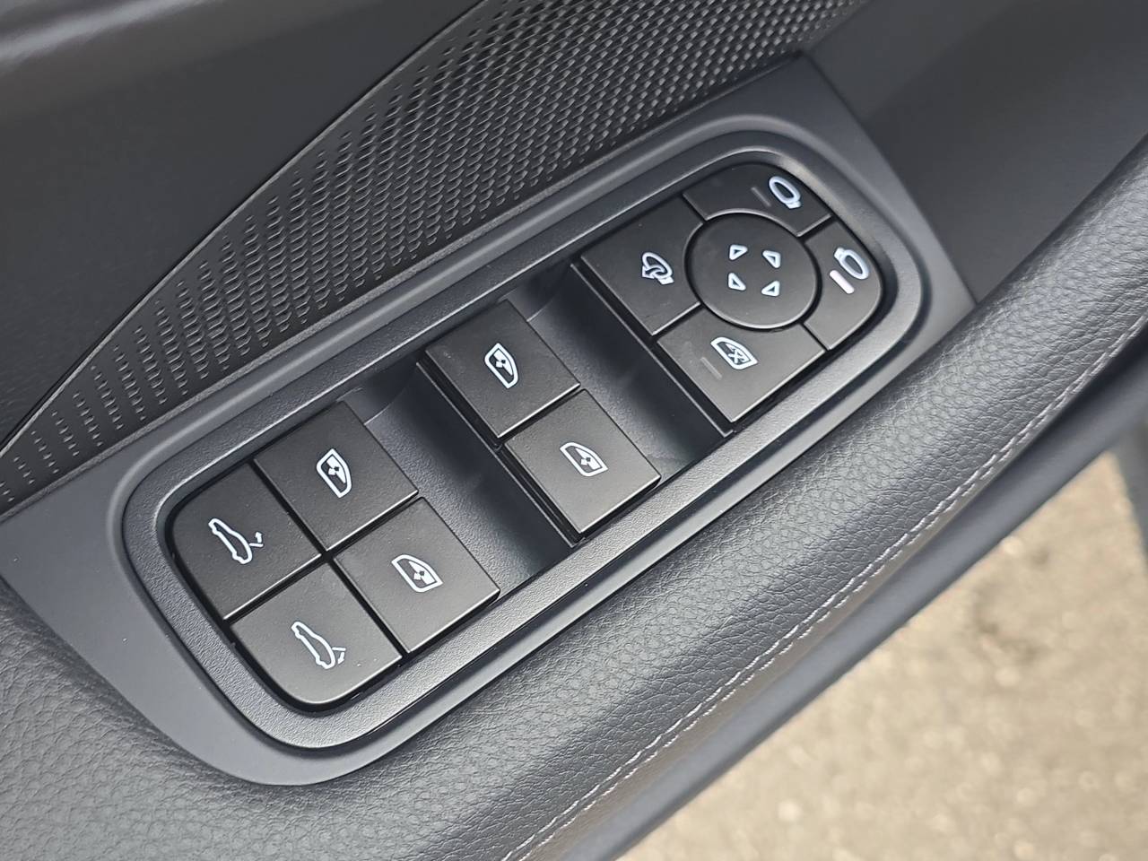 2026 Porsche Panamera Base