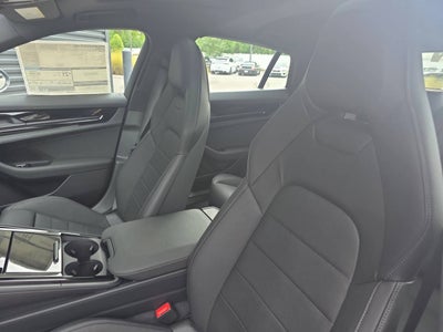 2026 Porsche Panamera Base