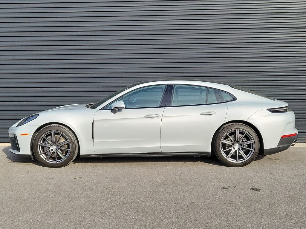2024 Porsche Panamera Base