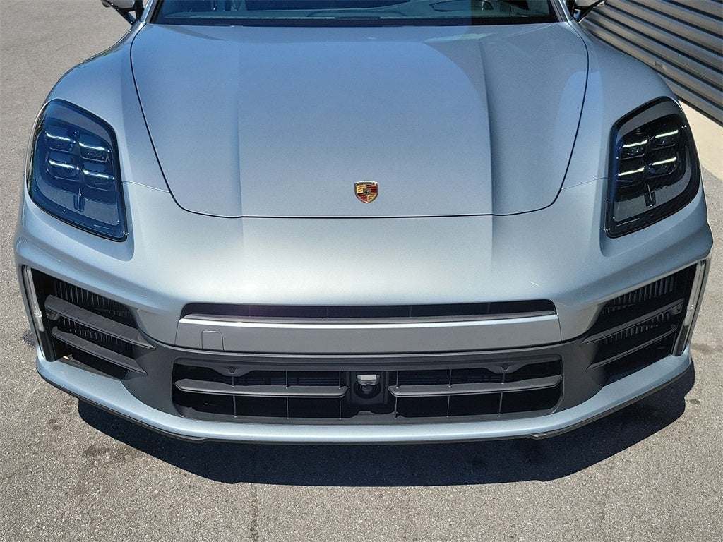 2025 Porsche Panamera Base