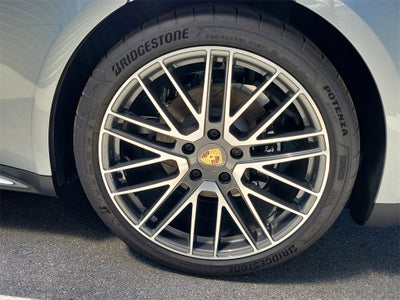 2025 Porsche Panamera Base