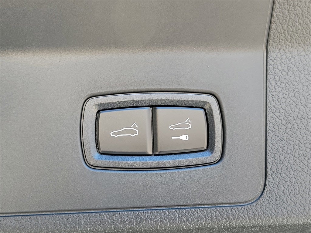 2025 Porsche Panamera Base