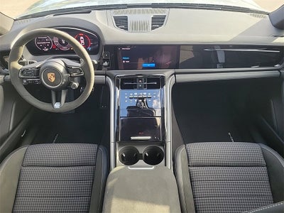 2025 Porsche Panamera Base