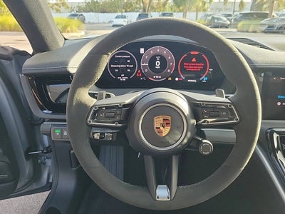 2025 Porsche Panamera Base
