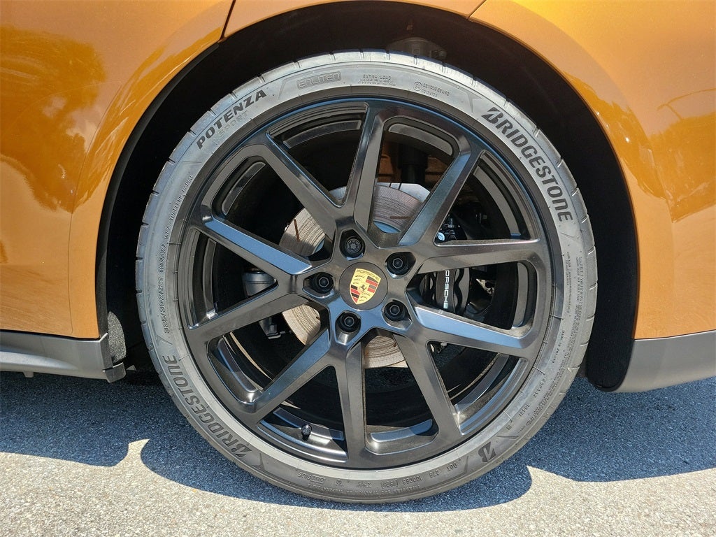 2025 Porsche Panamera Base