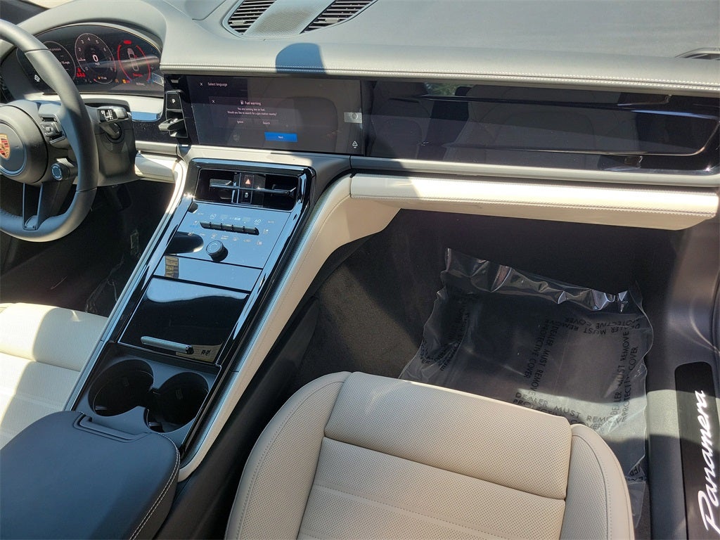 2025 Porsche Panamera Base