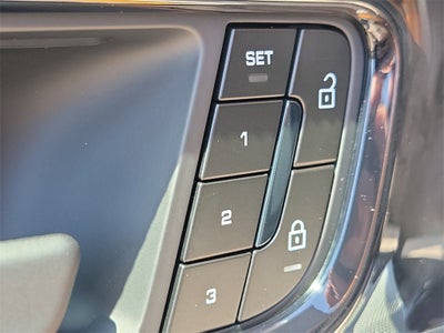 2025 Porsche Panamera Base