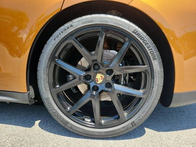 2025 Porsche Panamera Base