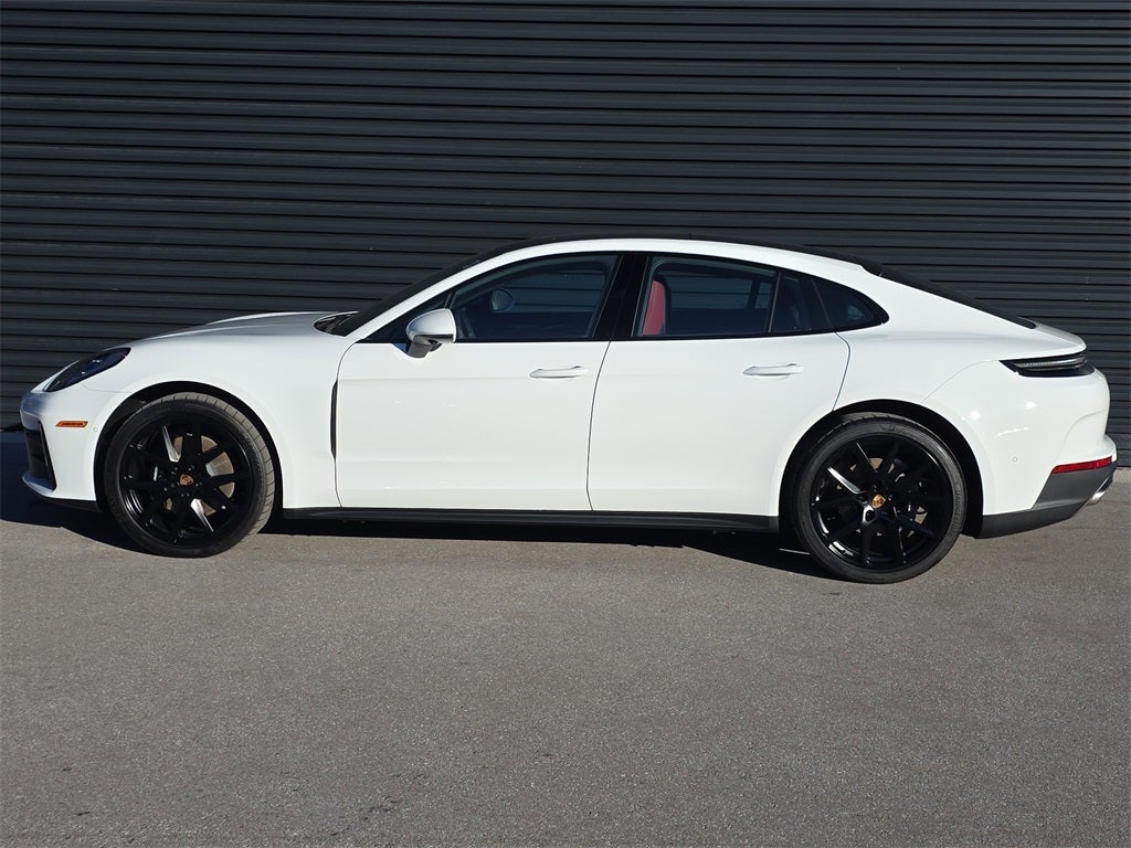 2026 Porsche Panamera Base