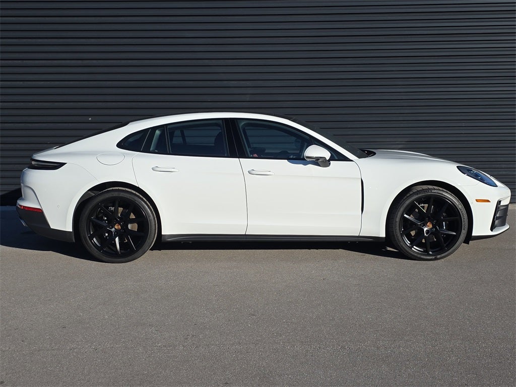 2026 Porsche Panamera Base