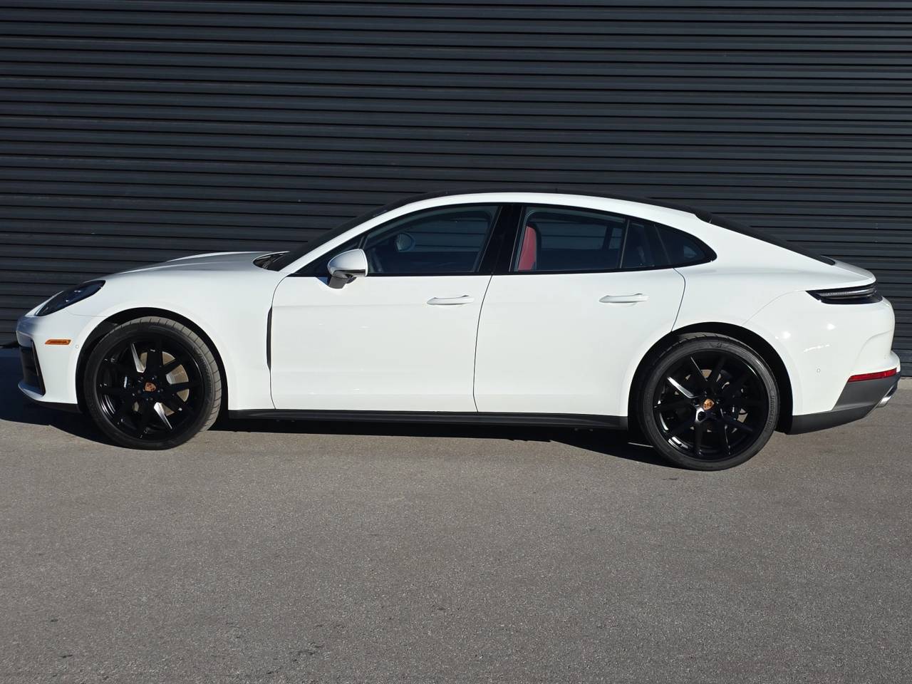 2026 Porsche Panamera Base