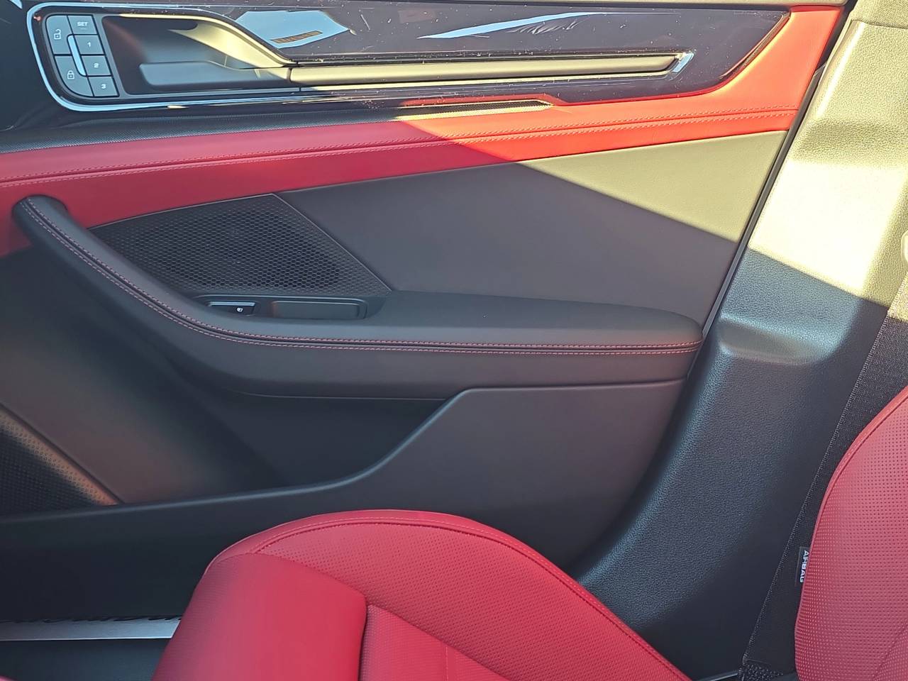 2026 Porsche Panamera Base