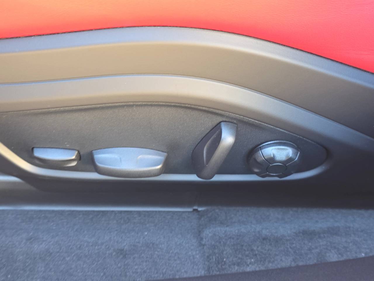 2026 Porsche Panamera Base