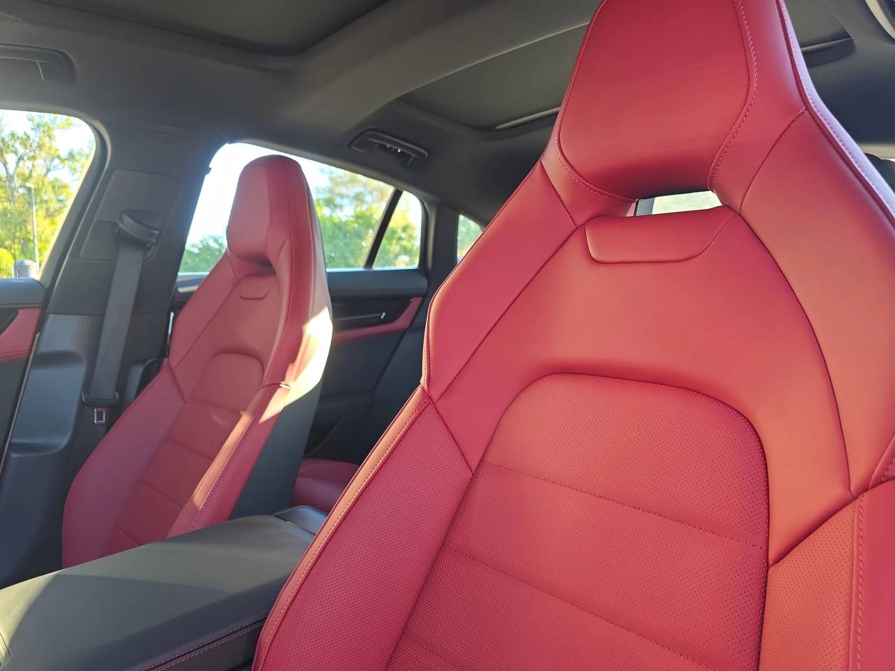 2026 Porsche Panamera Base