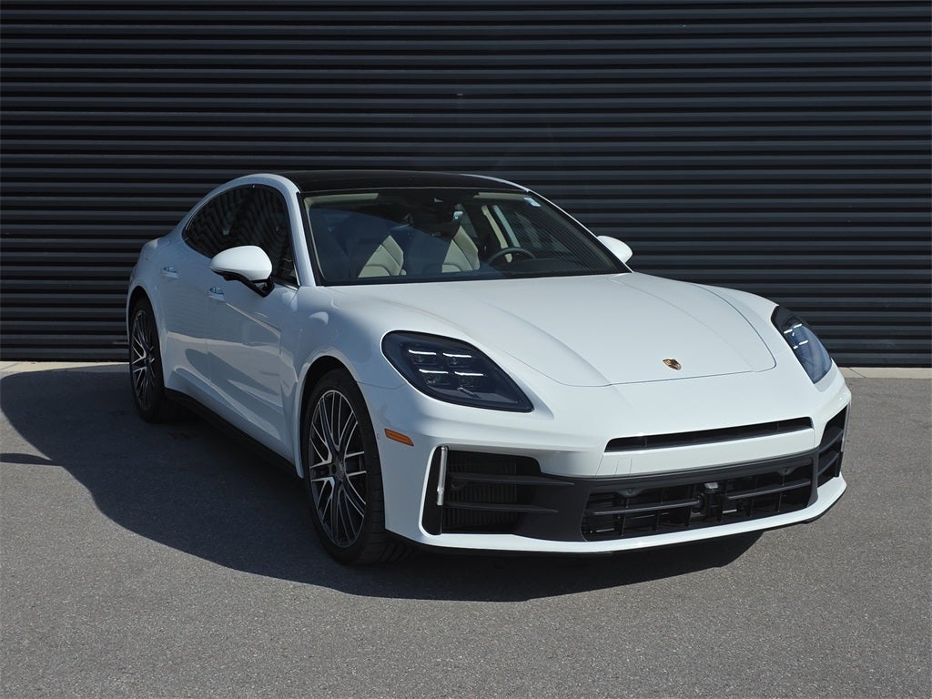 2026 Porsche Panamera Base