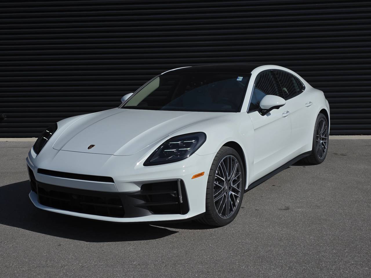 2026 Porsche Panamera Base