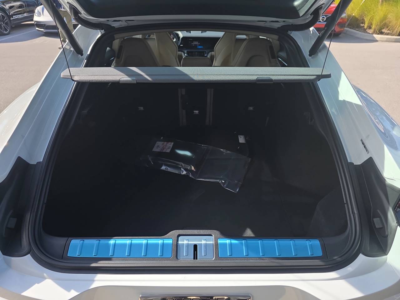 2026 Porsche Panamera Base