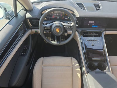 2026 Porsche Panamera Base