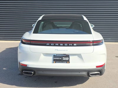 2026 Porsche Panamera Base