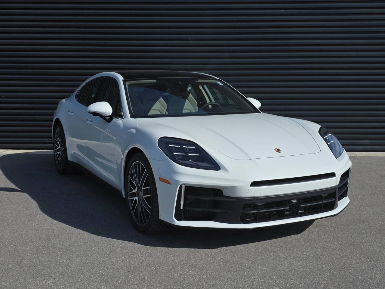 2026 Porsche Panamera Base