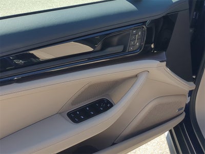 2026 Porsche Panamera Base