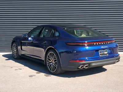 2026 Porsche Panamera Base