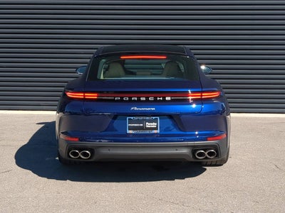 2026 Porsche Panamera Base