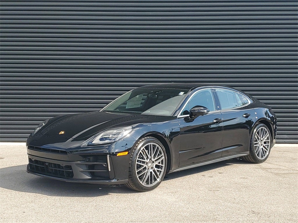 2026 Porsche Panamera Base