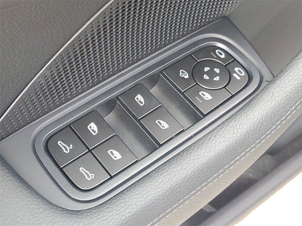 2026 Porsche Panamera Base