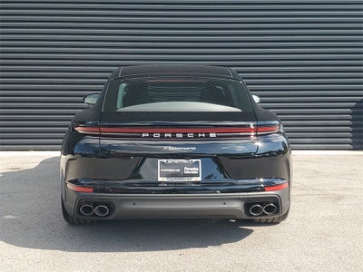 2026 Porsche Panamera Base