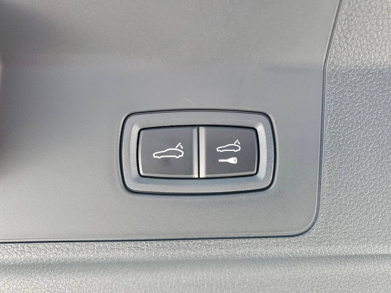 2026 Porsche Panamera Base