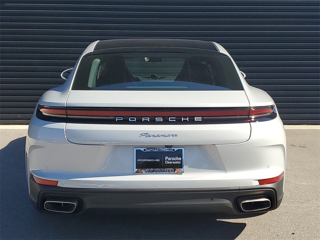 2026 Porsche Panamera Base